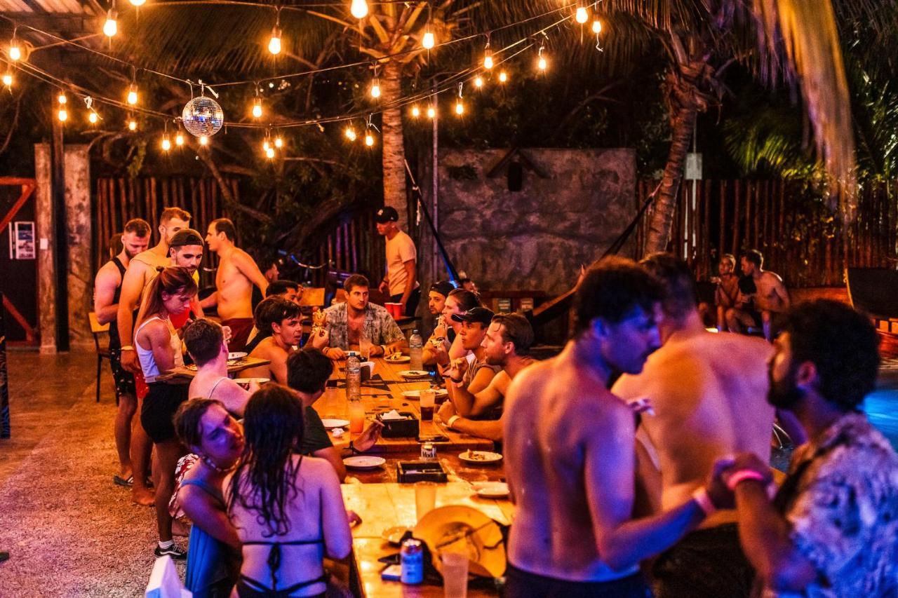 Che Holbox Hostel & Bar Adults Only ภายนอก รูปภาพ